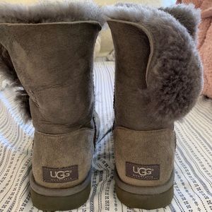 gray UGGs